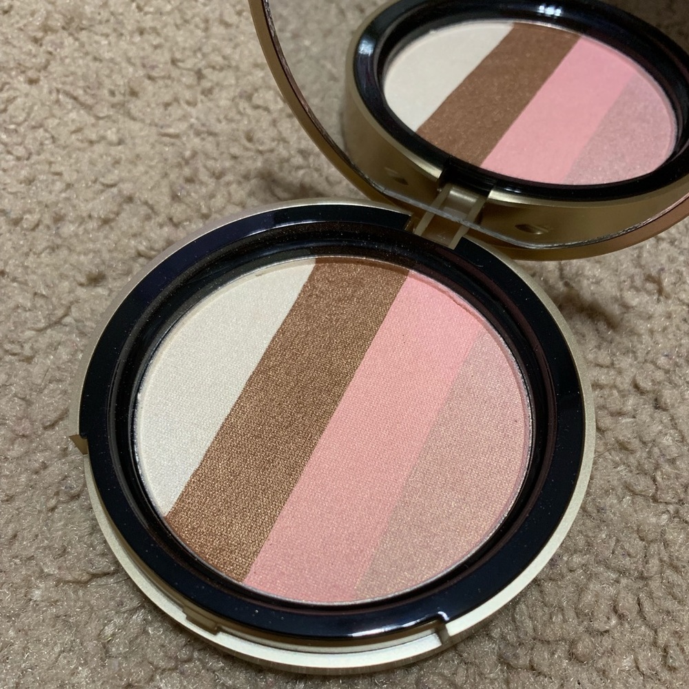 Snow Bunny bronzer